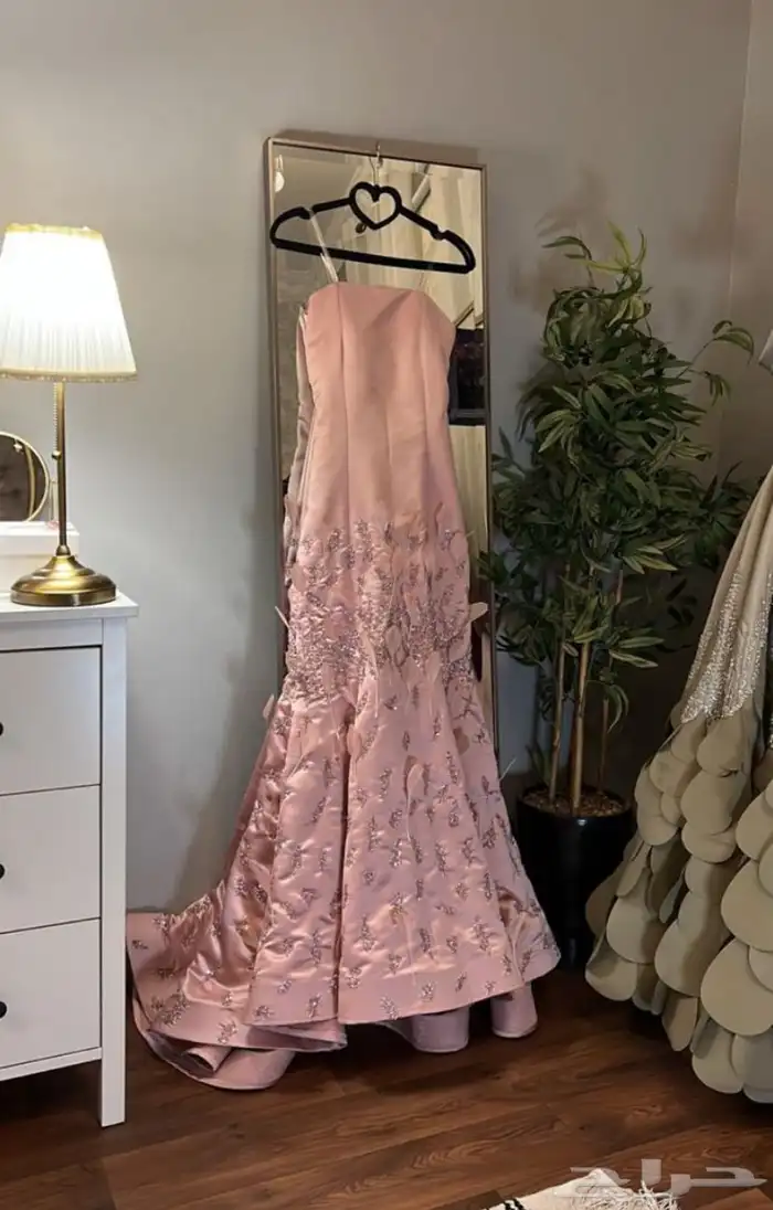 فستان فصلته 2700 ابيعه 700 1