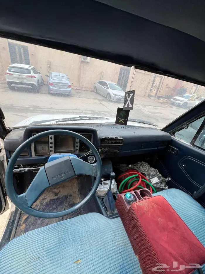 نيسان ددسن 1984 غمارة بدون مكيف 4