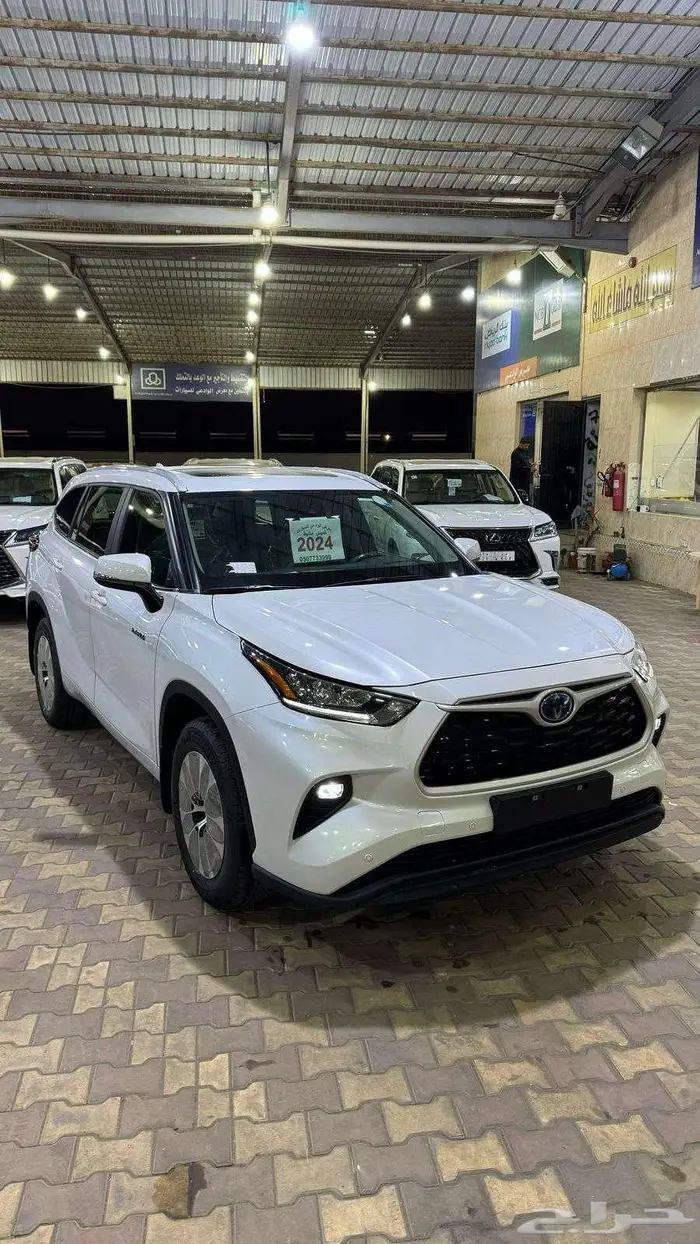 تويوتا هايلاندر GLE هايبرد سعودي موديل 2024 3
