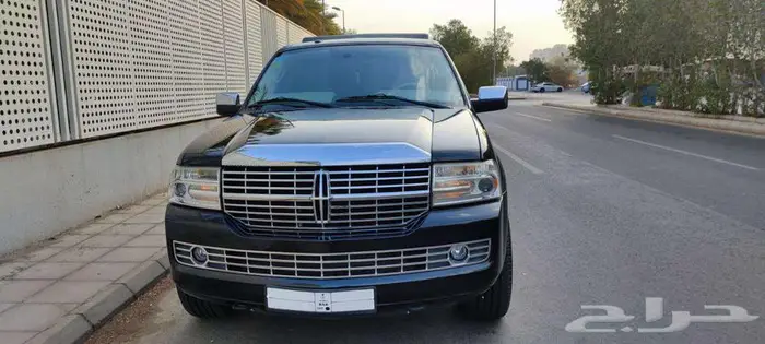 لينكولن نافيجيتور ملكي مميز 18
