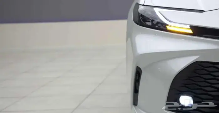 تويوتا كامري E بنزين 2025 5