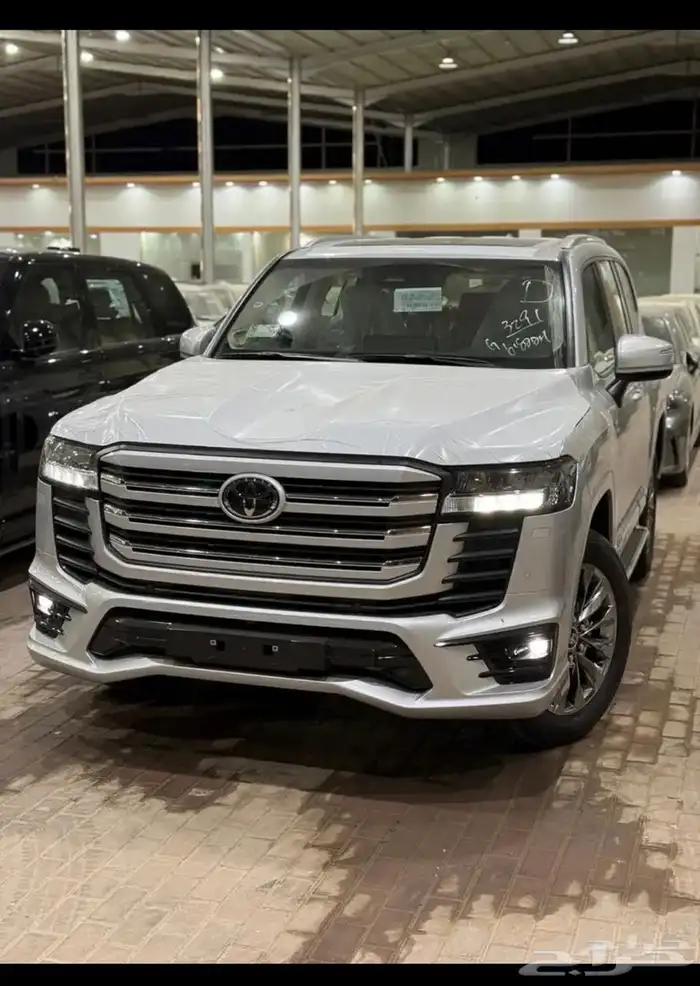 تويوتا لاندكروزر GXRS 2025 1