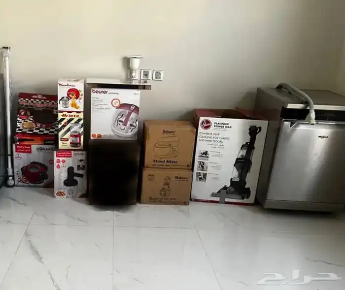اجهزة واثاث للبيع (اغلبيتها جديدة لم تستخدمة ) 0