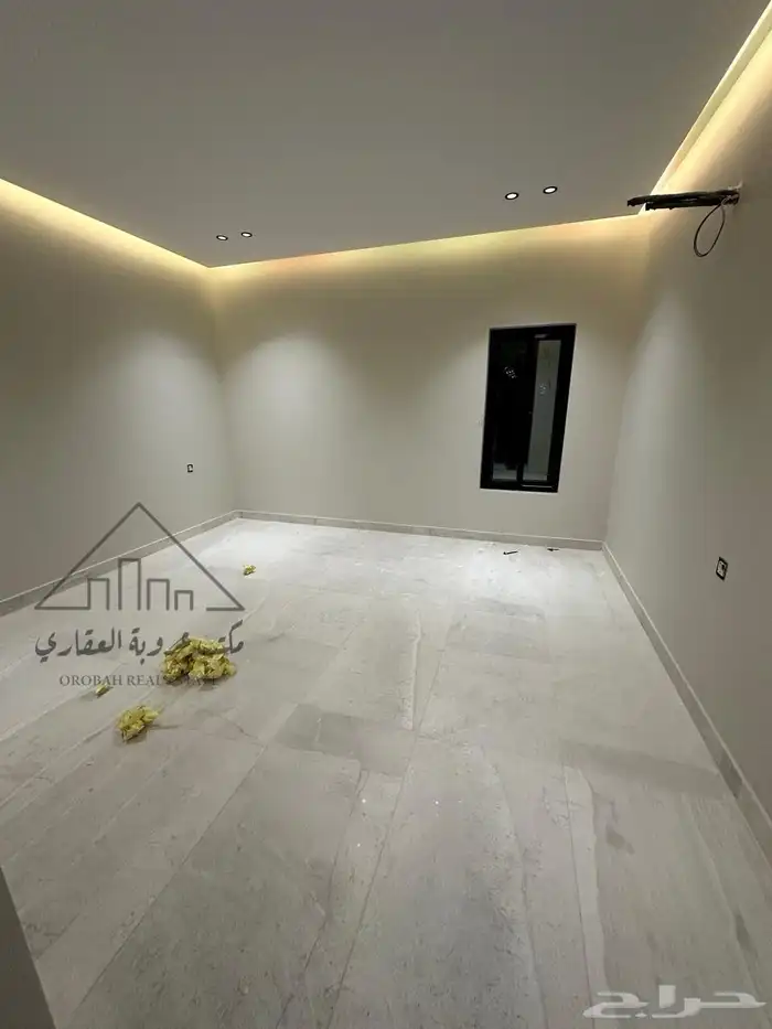 للبيع روف ارضي وعلوي حي الاخضر مساحات كبيره 7