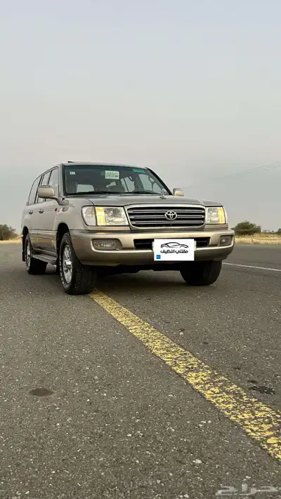 لاندكروزر 2004 قمة في النظافة 1