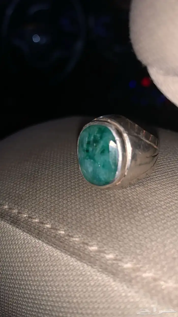 خاتم ( زمرد) اصلي للبيع 0