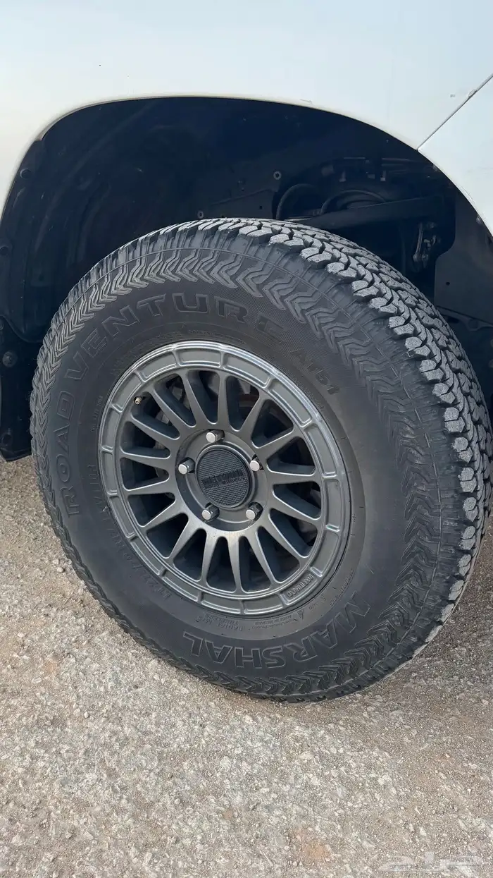 للبيع كفرات مارشال مع جنوط ميثود 0