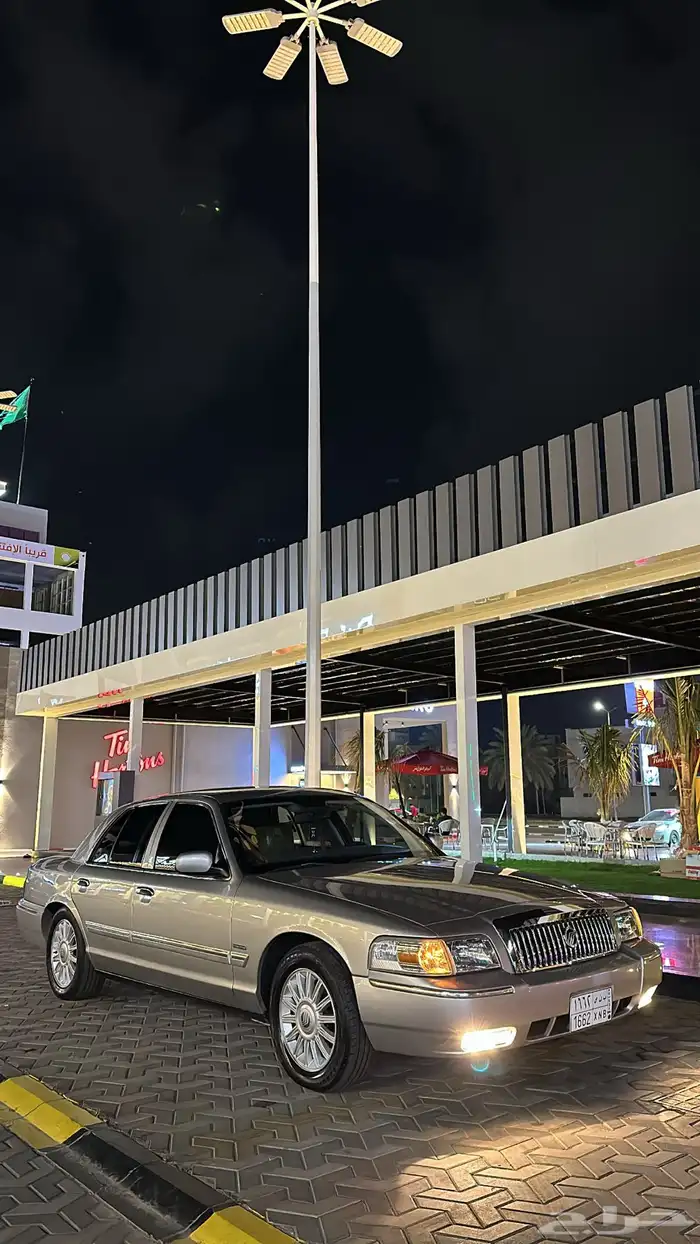 جراند ماركيز 2009 LS 1