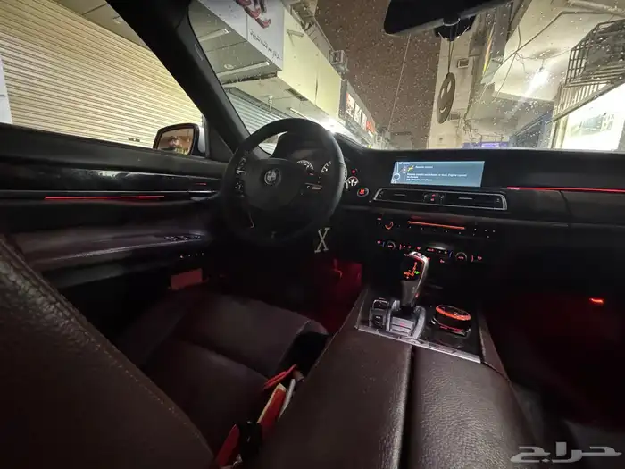 تركيب لد داخلي على سيارة BMW 2010 10