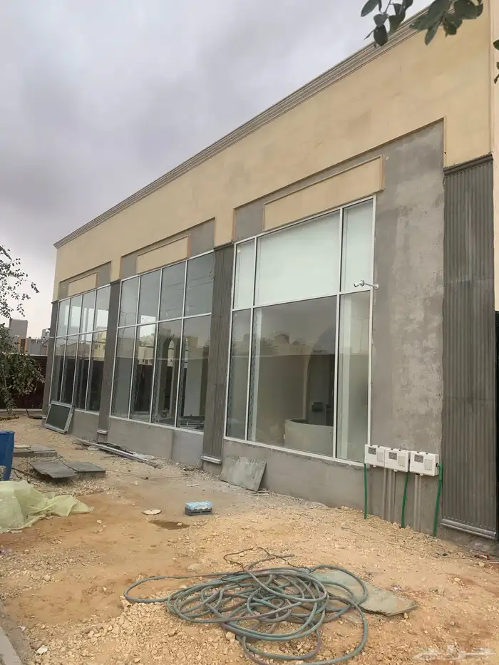 محلات تجاريه للايجار 3