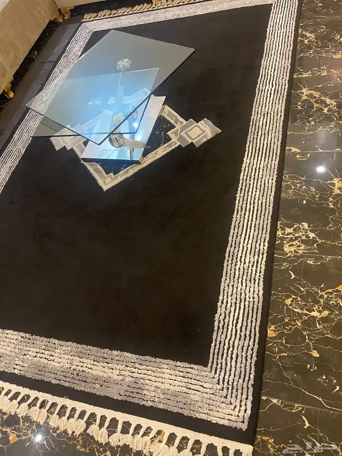 مفرشه نضيفه جدا جدا لن تستخدم الاسبعه اشهر 1