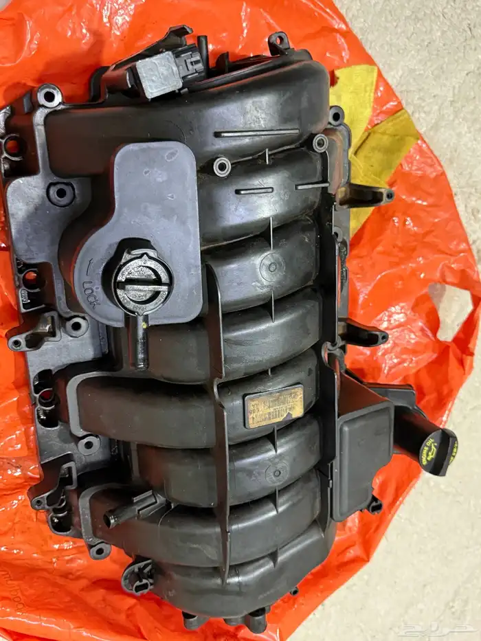 5.7 Intake Manifold 2