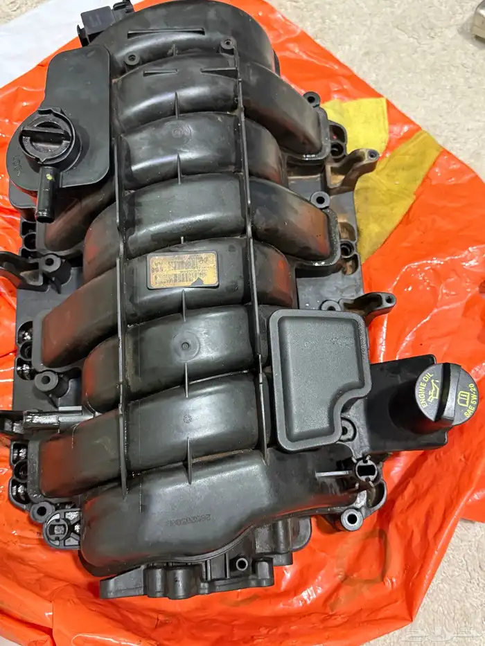 5.7 Intake Manifold 3