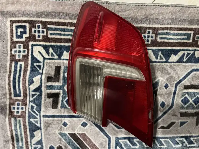 اسطب خلفي كامل وشمعه اماميه رياضيه مكحلة 2014 5