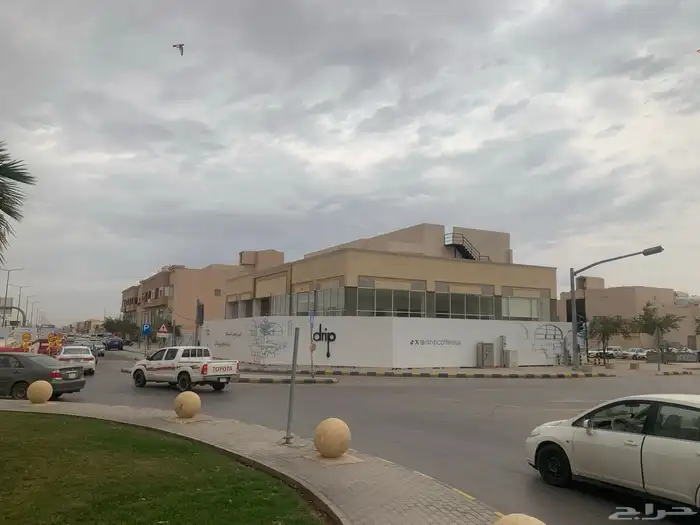 محلات تجاريه للايجار 0