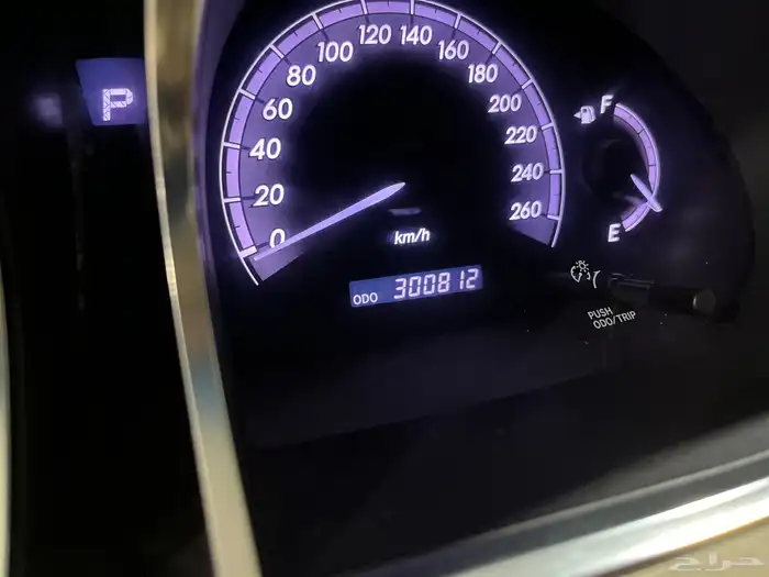 تويوتا افالون 2012 36