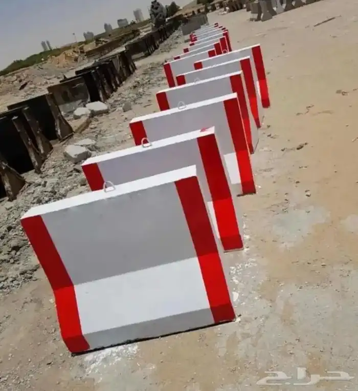 حواجز تنظيم صبات خرسانية تنظيمية حشود ترفيه اسوار افنت 22