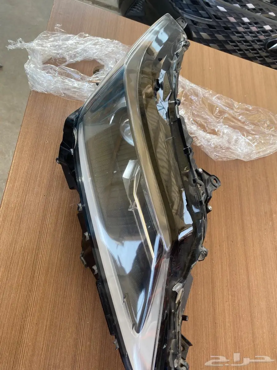شمعه لكزس 350  Rx 450 -الموديل  2020  2021 0