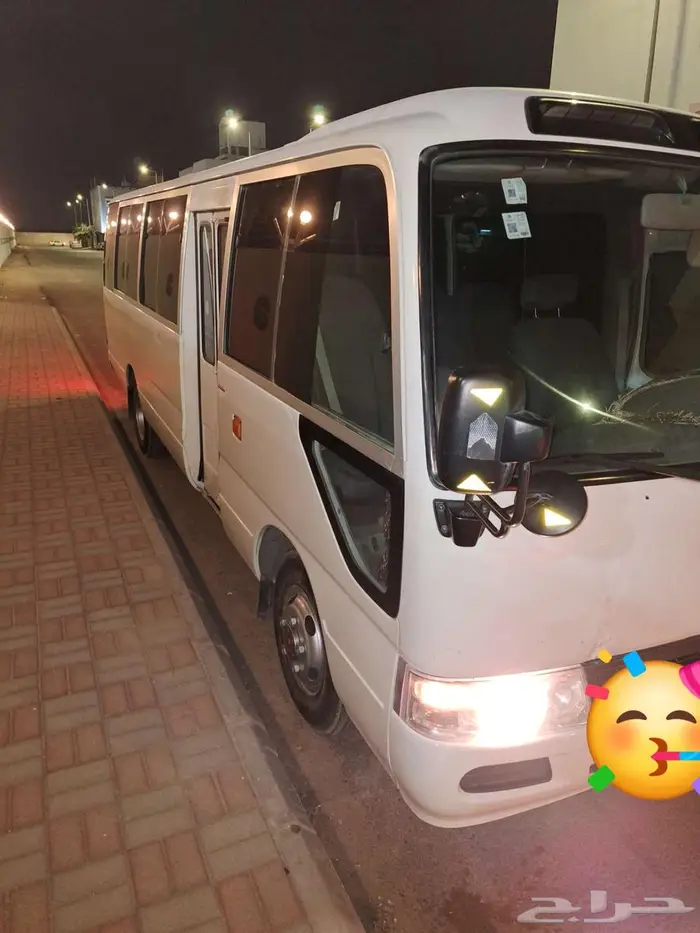 كوستر بنزين للايجار الشهري 30راكب 0