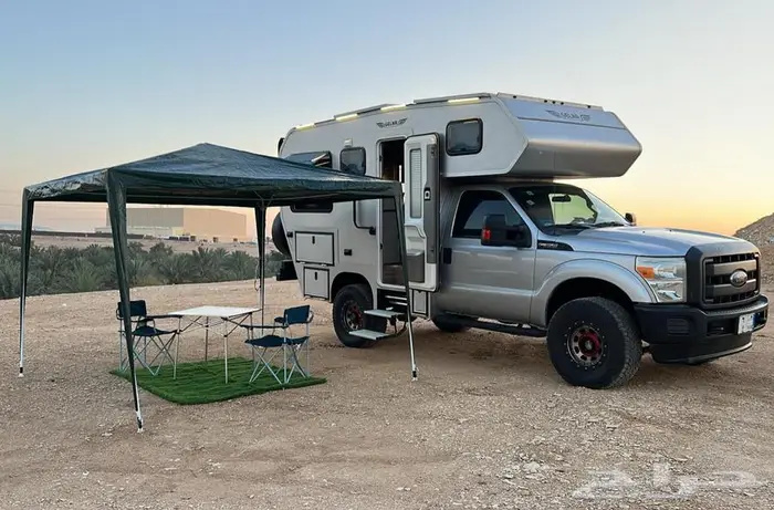 للايجار كرفان موتر هوم فورد F350 13