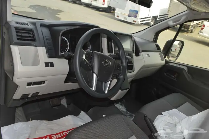 تويوتا باص هايس 2025 ديزل سقف مرتفع عبداللطيف جميل 10