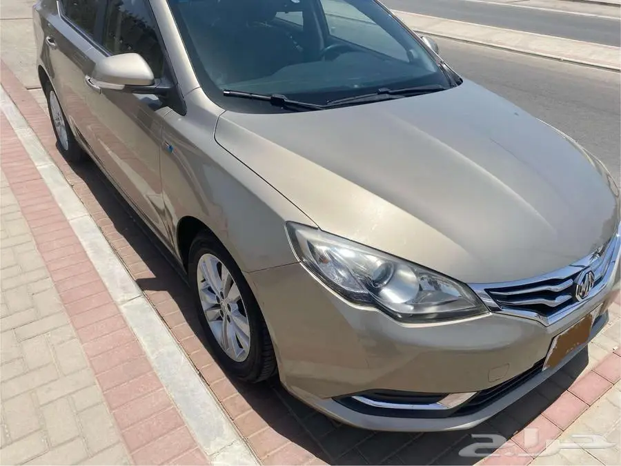 سيارة MG 360 موديل 2018 1