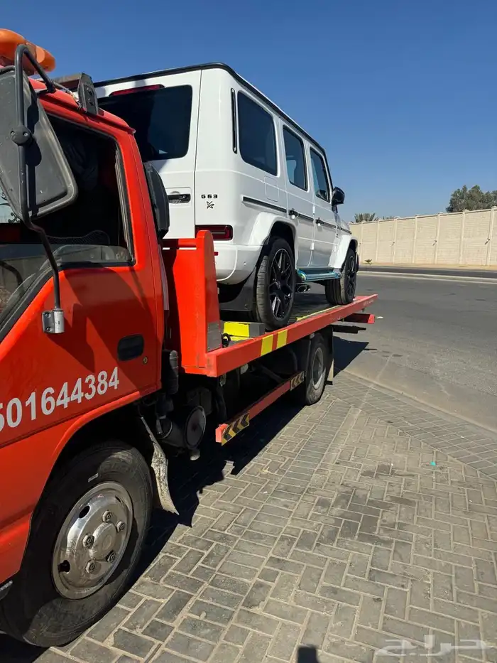 يوجد سطحه هيدروليك و سطحه عاديه داخل تبوك وخارجها 3