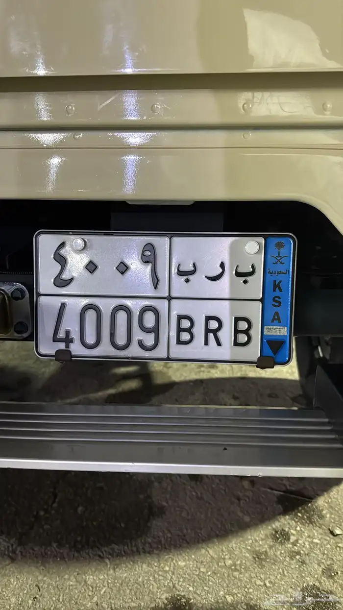 لوحة شبه مميزه 0
