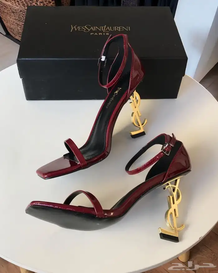 كعب نسائي سالوران فخم 0