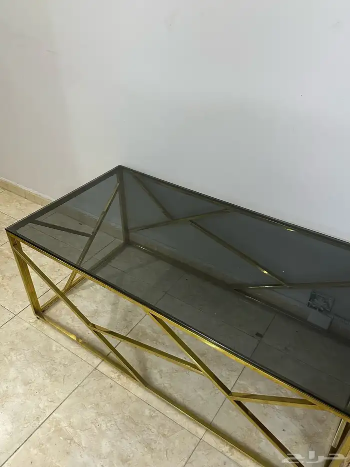 طاولة للبيع 0