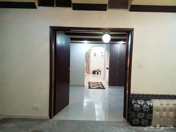 للبيع دبلكس شبه متصل بالفاروق الجنوبية الجبيل360م2 المالك 14