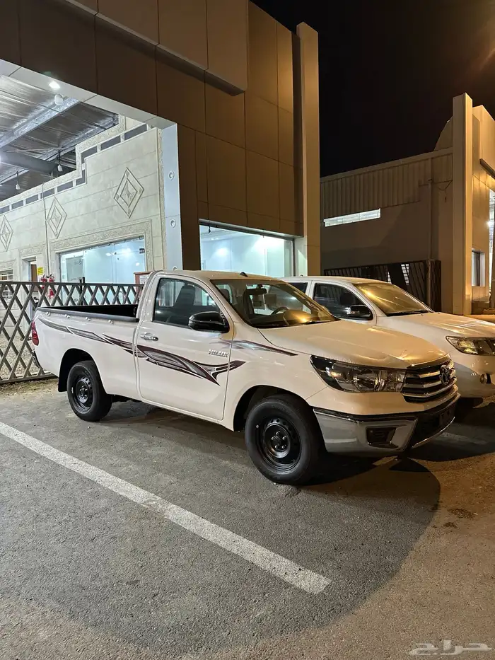 هايلوكس 2025 غماره بنزين اصفار السعر 100 0