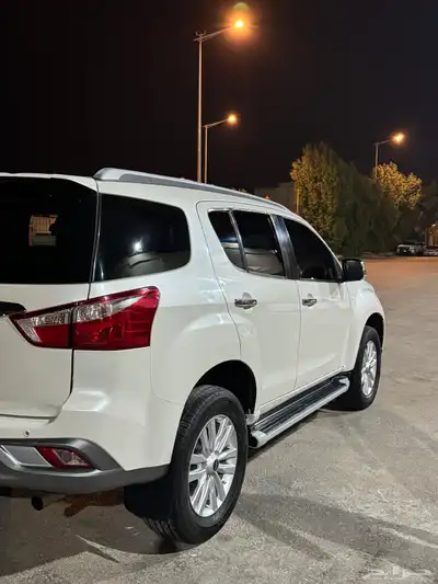 ايسوزو 2018 فل كامل 3