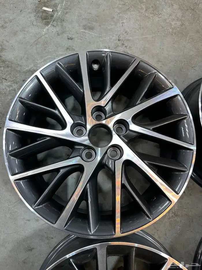 جنوط لكزس ES 350 مقاس 17 أصلي وكالة 6