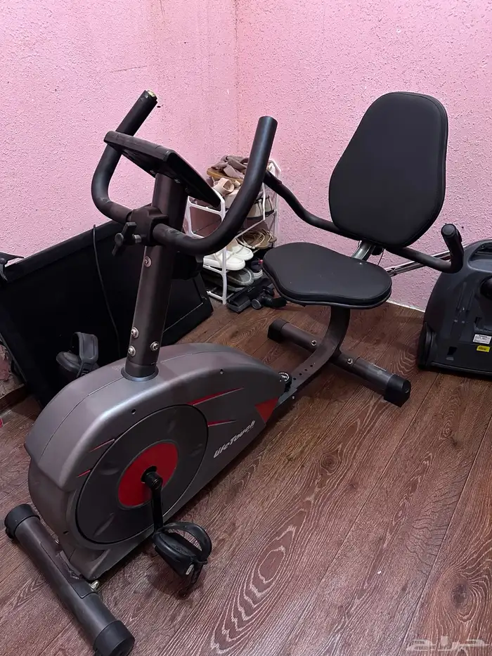 دراجة رياضية ب1000 قابل لتفاوض 0