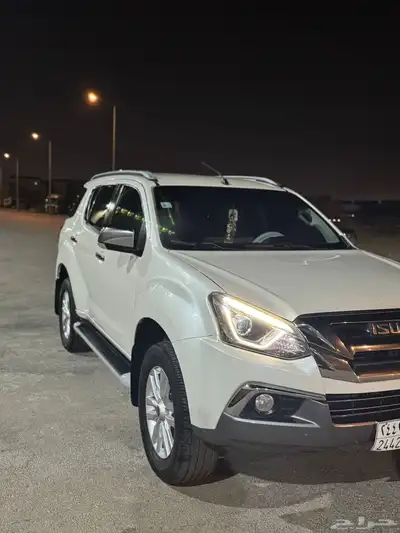 ايسوزو 2018 فل كامل 0