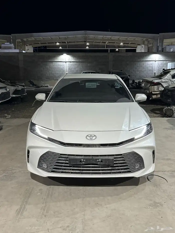 تشليح قطع غيار كامري مصدومه - 2025 2