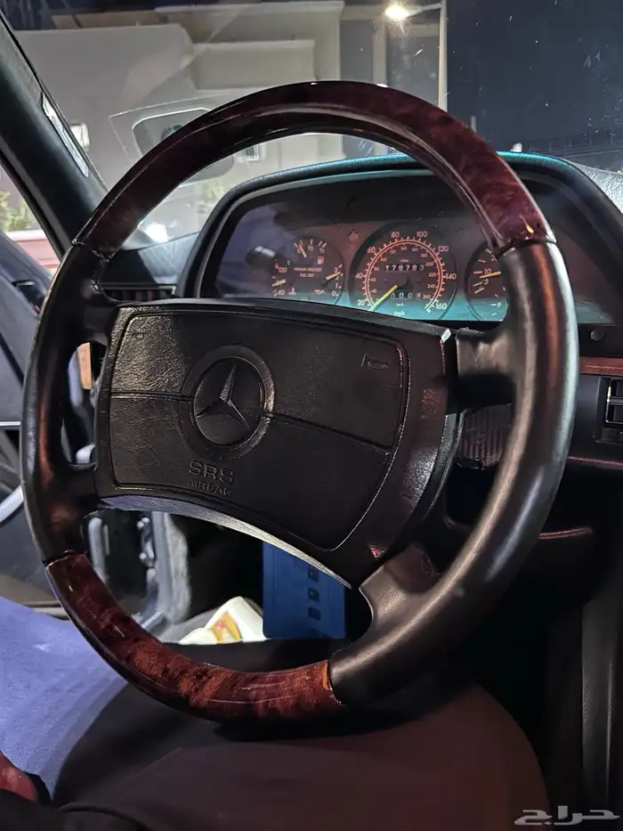 مرسيدس الرئاسي 560sel موديل 1989 32
