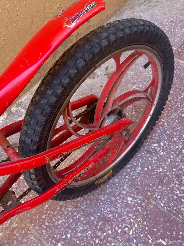 السلام عليكم سيكل مقاس 20 للبدل مع سكوتر نضيف 4