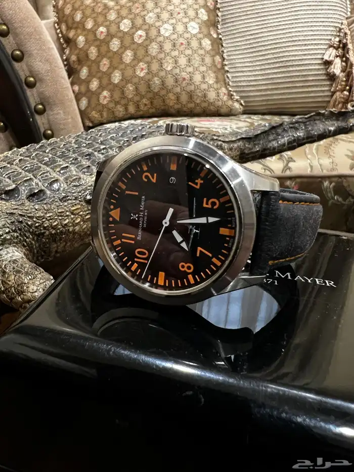 للبيع ساعه ماركه بيرنارد اتش ماير أصلي 3