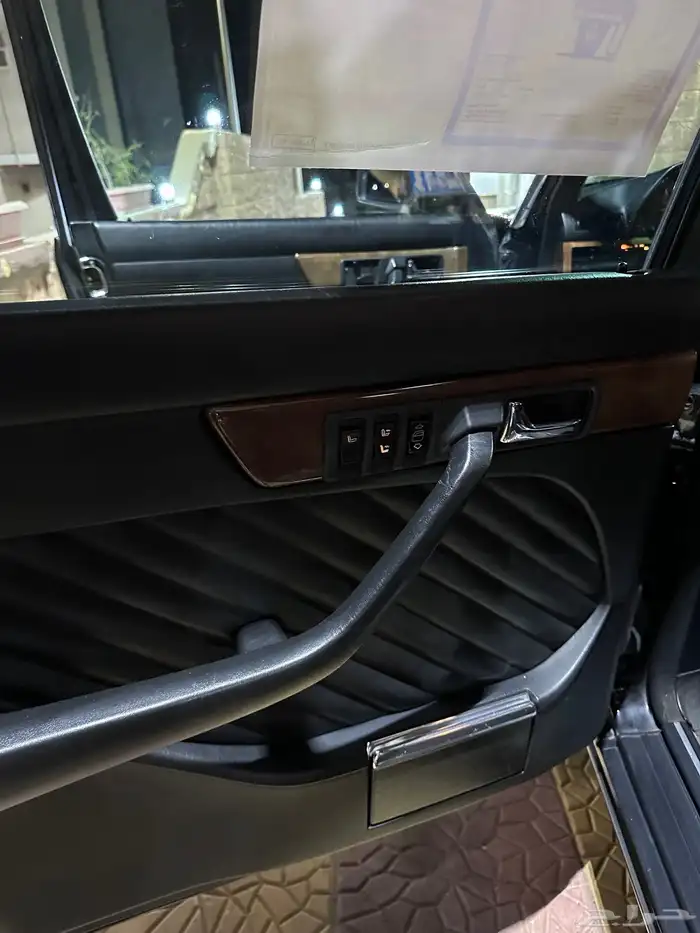 مرسيدس الرئاسي 560sel موديل 1989 26