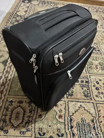 شنطة سفر للبيع 3