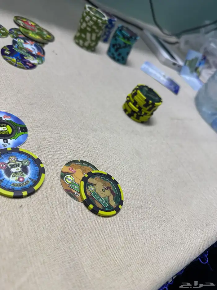 تم البيع للجميع بطايق Ben 10 النسخة الأيطالية شبيهة البطل 11