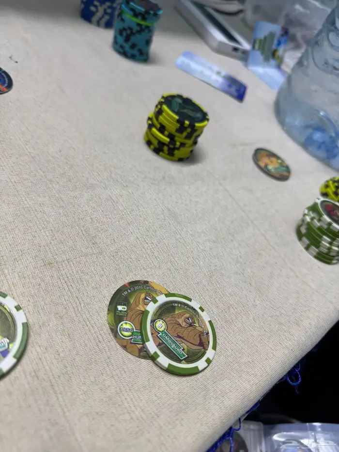 تم البيع للجميع بطايق Ben 10 النسخة الأيطالية شبيهة البطل 10