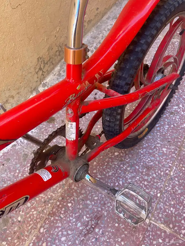 السلام عليكم سيكل مقاس 20 للبدل مع سكوتر نضيف 3