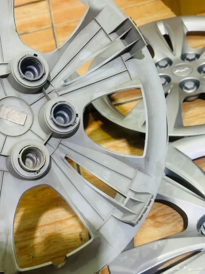 طقم طاسات شفروليه كروز اصلي وكاله نجمه طيس 4