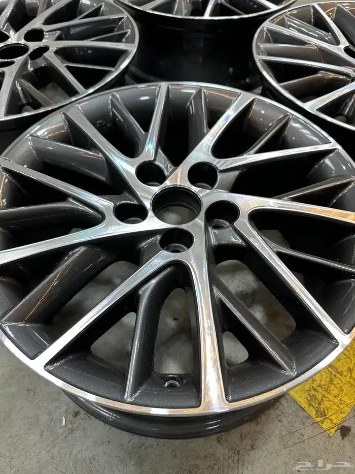 جنوط لكزس ES 350 مقاس 17 أصلي وكالة 8