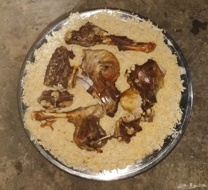 حنيذ ومندي ولحم ني ربع ذبيحه ونص وذبايح كامله ويوجد توصيل 8