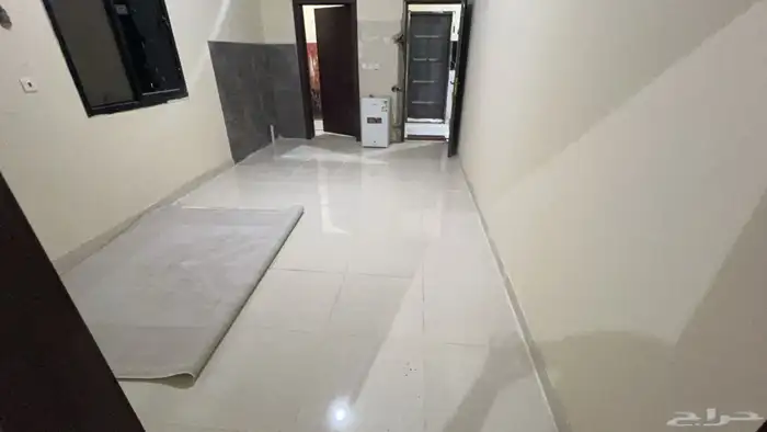 شقه 1300 ريال شهري حى المصفاه غرفه وحمام ومطبخ جاني 3