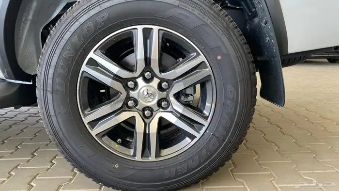 تويوتا فورشنر GX2 موديل 2025 بنزين دبل مكينه 2700 7